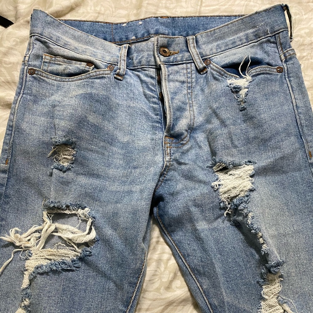 H&M